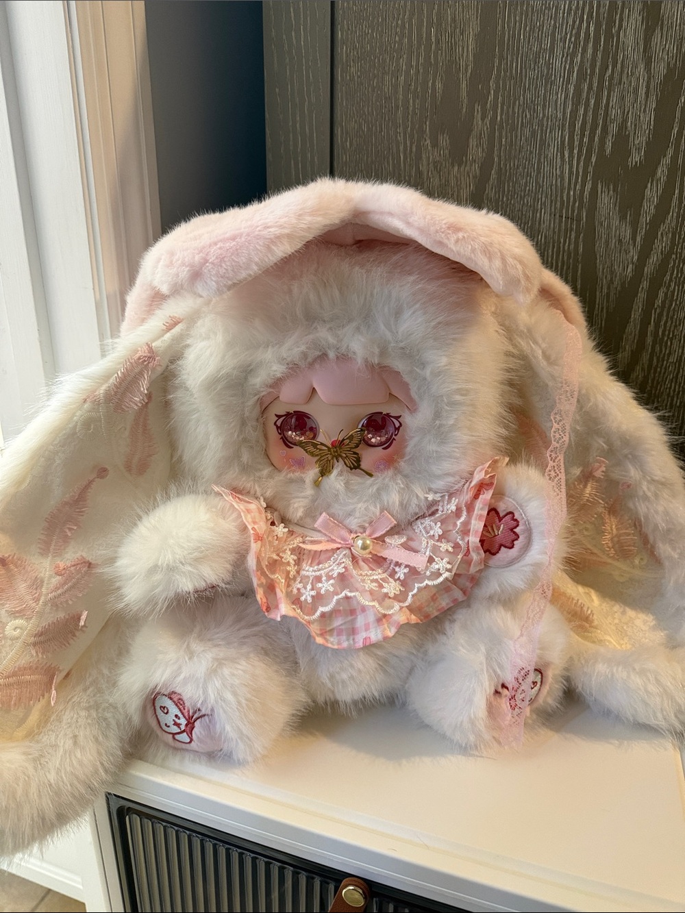 Mocici 800% *NEW SERIES* - white with special butterfly paci